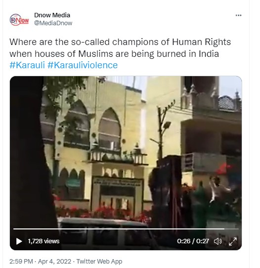 Video Of Men Waving Saffron Flags Outside A Mosque In Karnataka Linked To Karauli Violence 