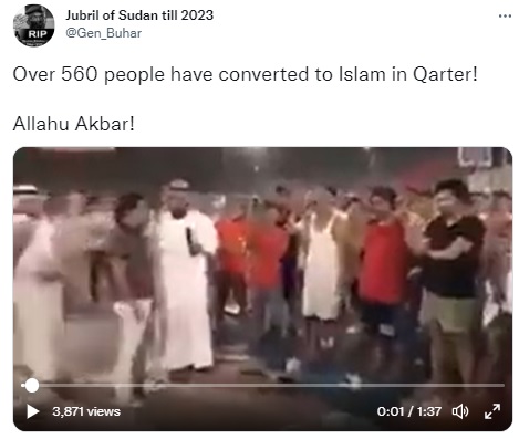 Viral video claimed to be of mass conversion event dates back to at least 2018 in Qatar, and not during the ongoing FIFA World Cup.