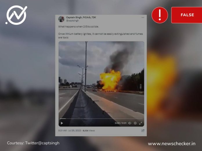 An old video of an accident between a truck carrying gas cylinders and a bus on a Russian highway falsely claimed to show an explosion when two EVs collided.